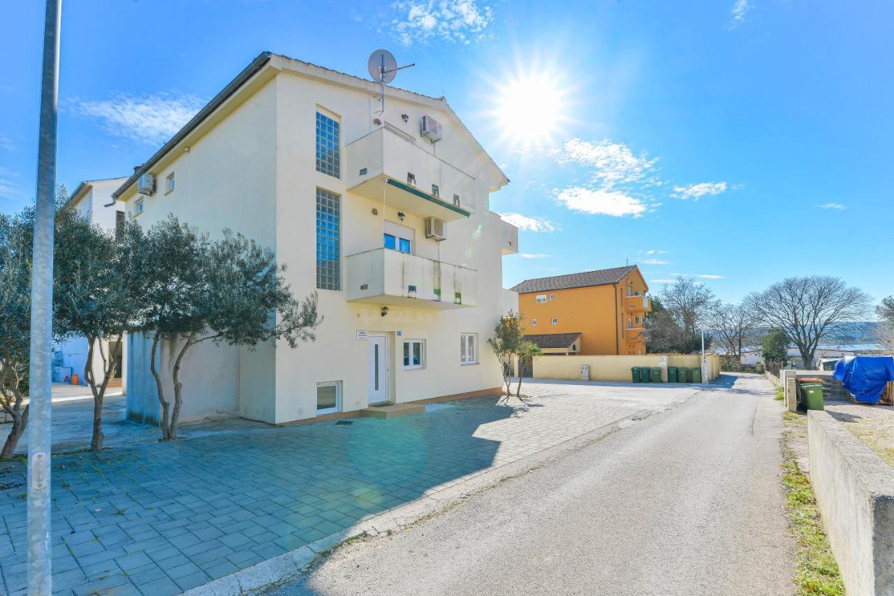 Apartments Adria 图兰杰 外观 照片