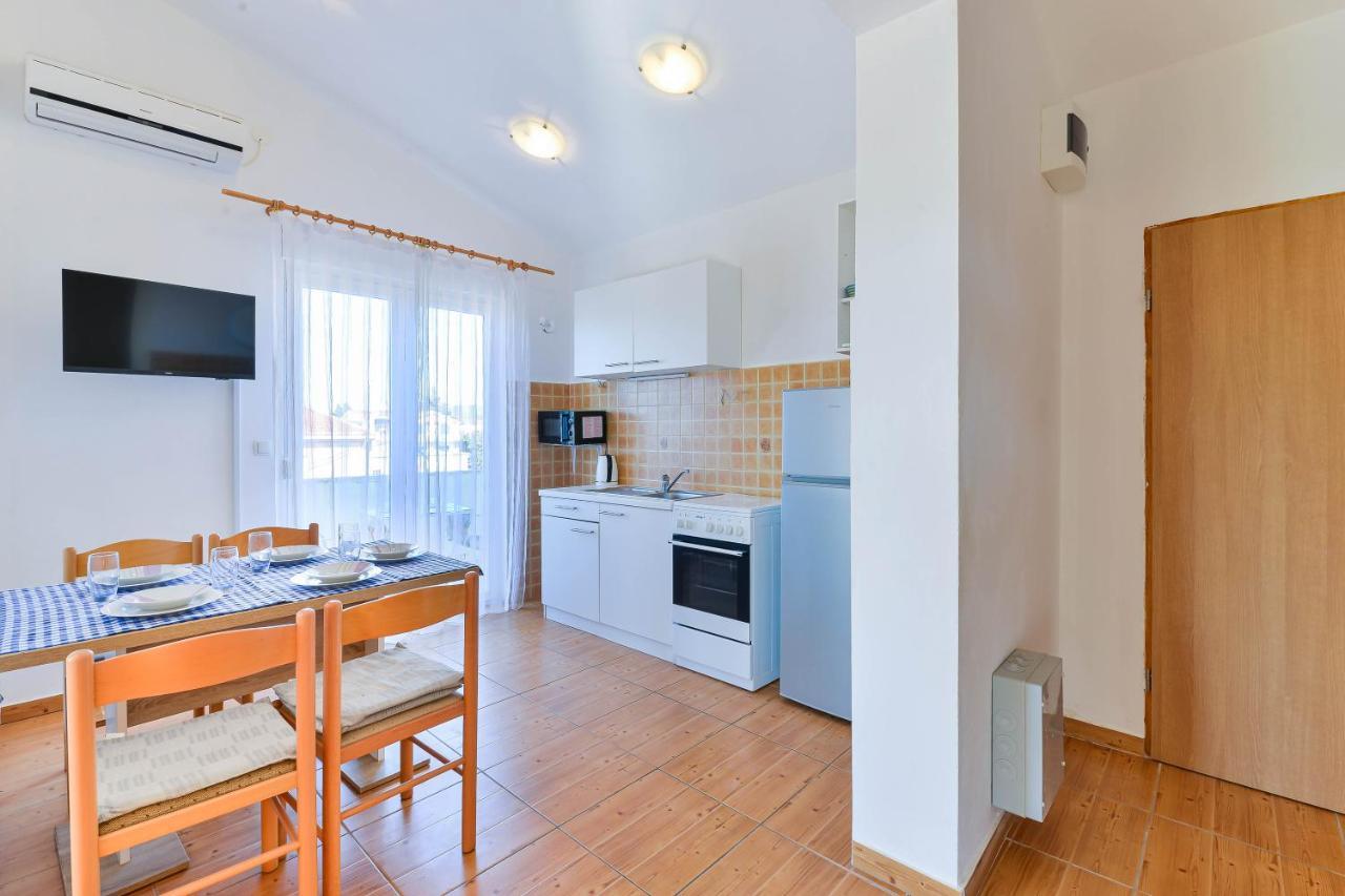 Apartments Adria 图兰杰 外观 照片