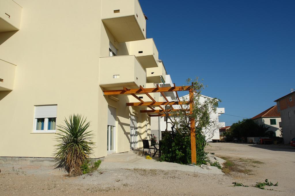 Apartments Adria 图兰杰 外观 照片