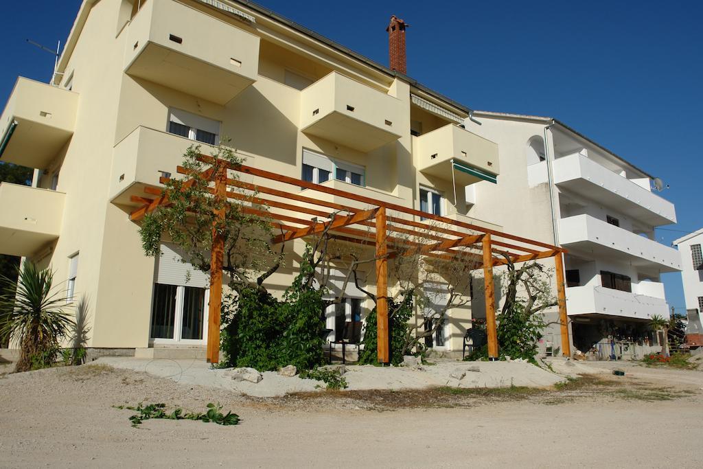 Apartments Adria 图兰杰 外观 照片
