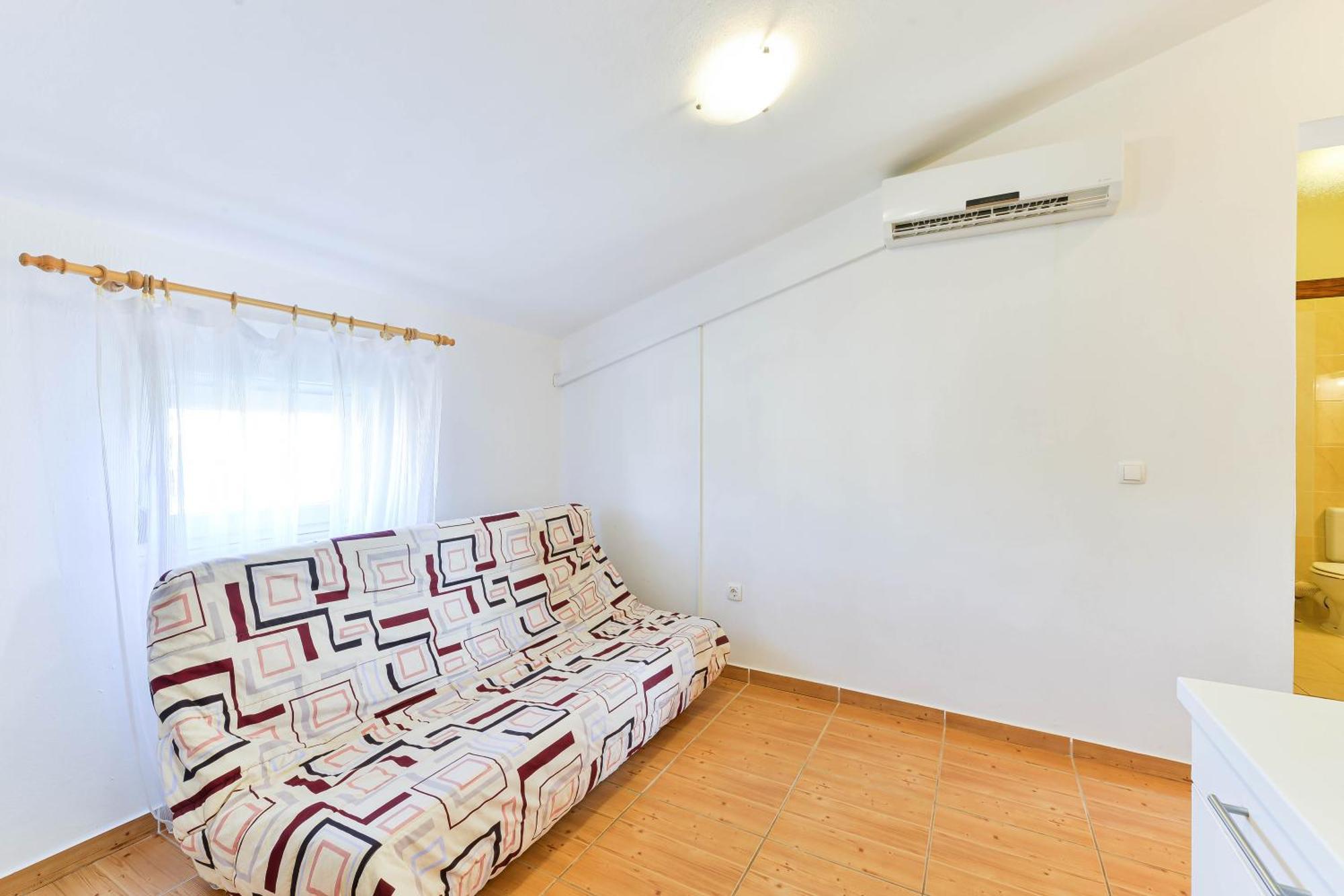 Apartments Adria 图兰杰 外观 照片